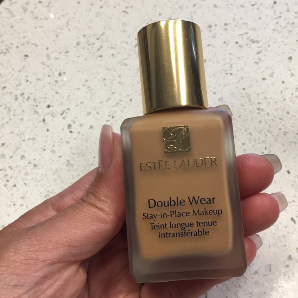 Estée Lauder double wear